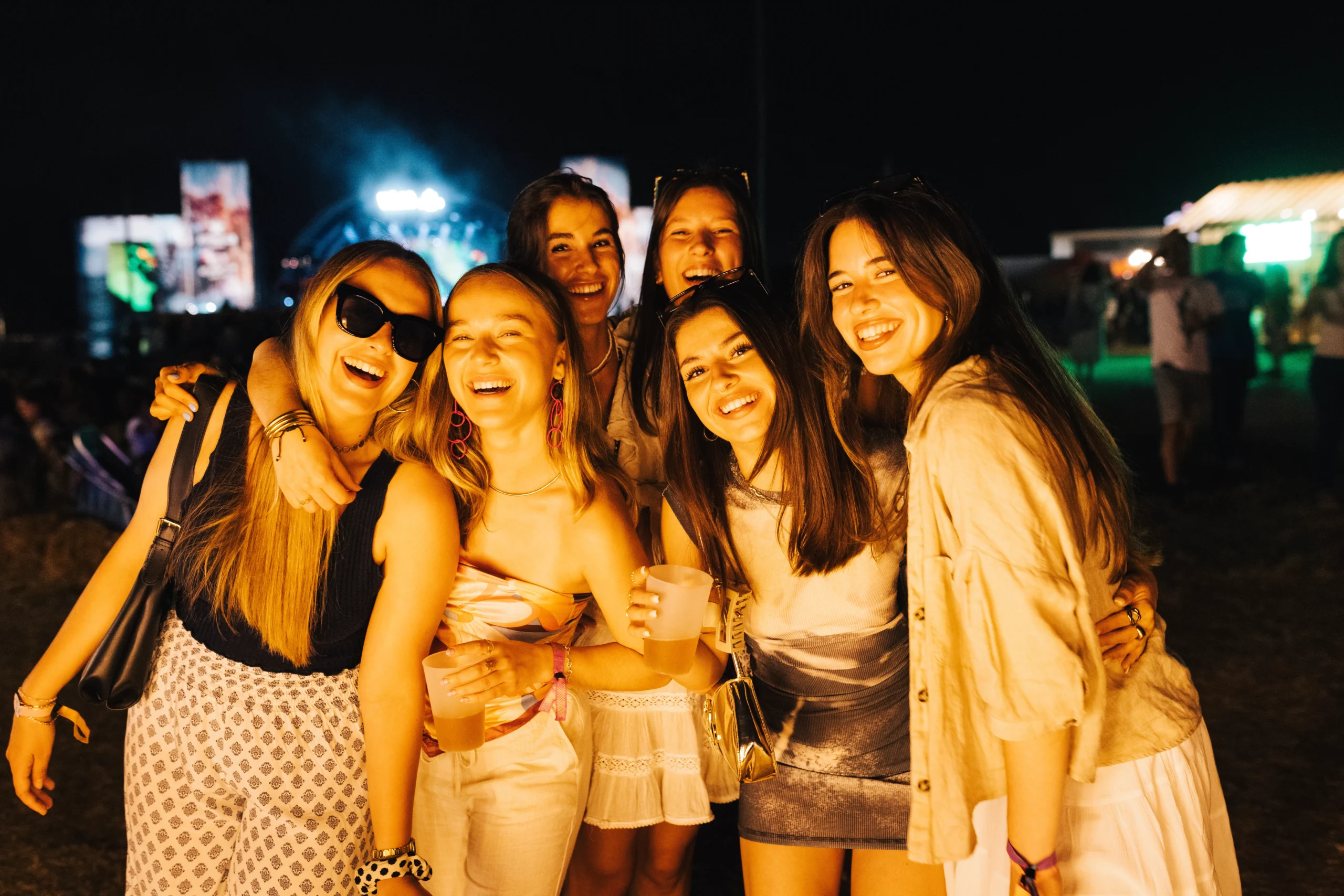 6-10 people_ 25% off